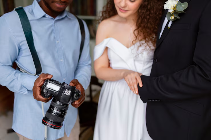 Qué debes considerar antes de contratar un fotógrafo para tu boda